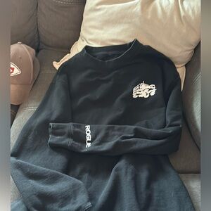 Rogue men’s L crewneck